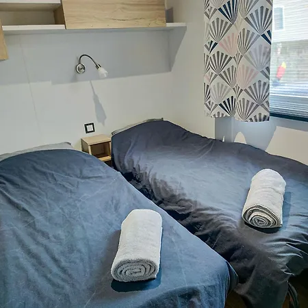 Mobil 3 Acces Direct 4 Etoiles Camping *